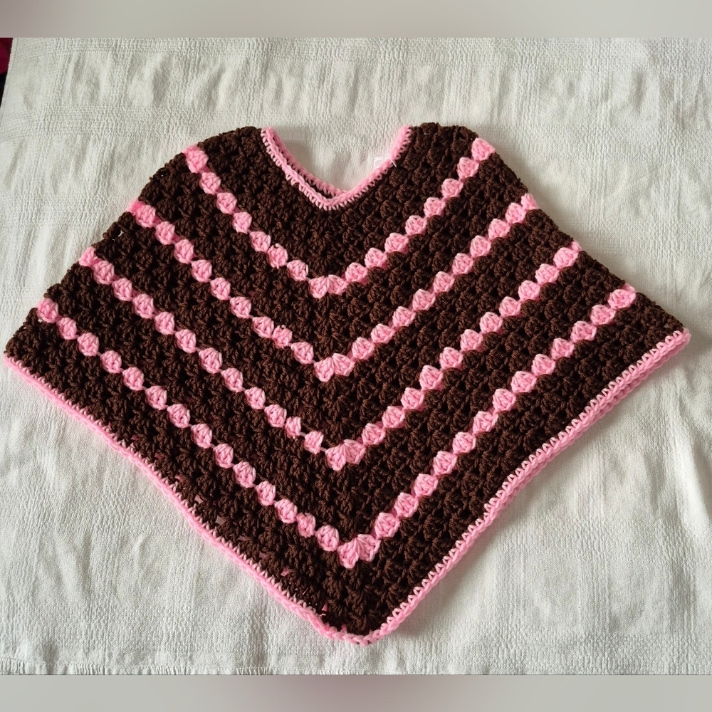 Poncho hand crafted in our smoke & pet free crafting area brown & pink NEW